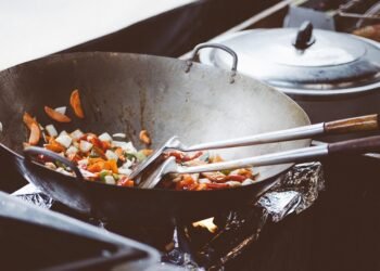 Fry It Your Way: Effortless Air Fryer Meals in Under 30 Minutes!