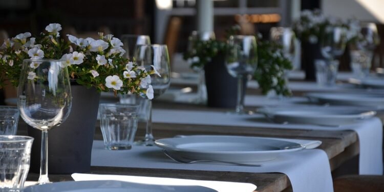 Dine in a Dash: Effortless Recipes for the Time-Starved Cook!