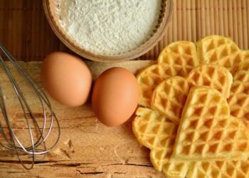 Whisk It Up: Easy Desserts That Impressive Anyone!