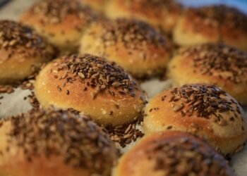 Bake Your Heart Out: Simple Cakes for Every Occasion