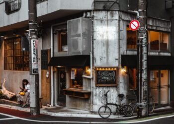 Cool Down: The Ultimate Guide to Refreshing Beverages