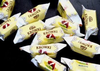 Blend It to Lose It: Nutrient-Packed Smoothies for Your Weight Loss Journey