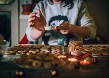 Snack Smart: Low-Calorie Treats That Won't Break the Bank