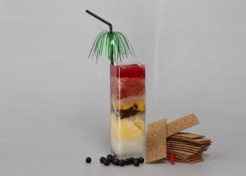 Smoothies Made Simple: Your Guide to On-the-Spot Nutrition