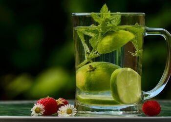 Detox Your Diet: Simple Clean Eating Recipes for a Healthier You