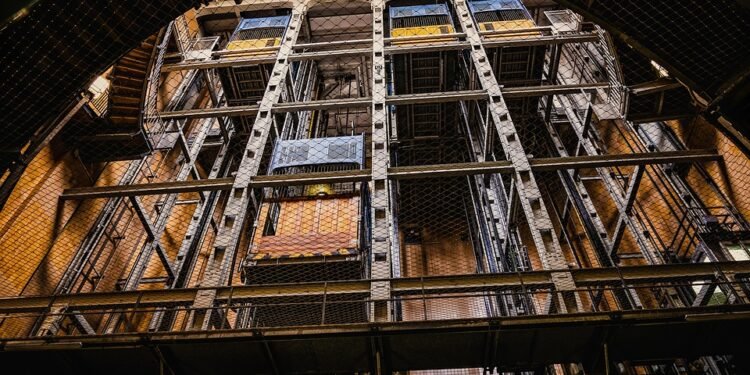 Elevate Your Mornings: Energizing Smoothie Recipes to Kickstart Your Day!