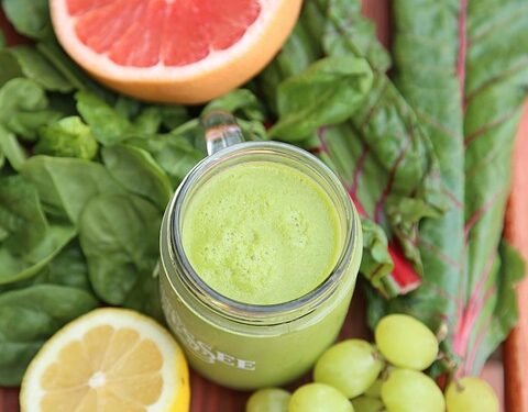 Smoothie Secrets: Low-Calorie Ingredients for a Tasty Twist