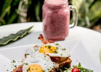 Smoothie Bowls Around the World: A Global Tour of Tasty Blends