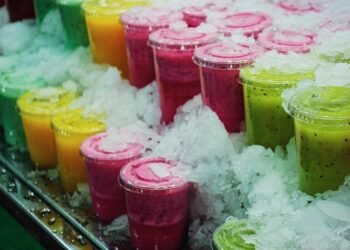 Smoothie Bowl Bonanza: Turn Your Favorite Recipes into a Bowl Delight