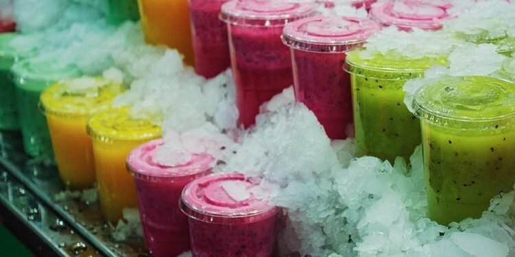 Smoothie Bowl Bonanza: Turn Your Favorite Recipes into a Bowl Delight