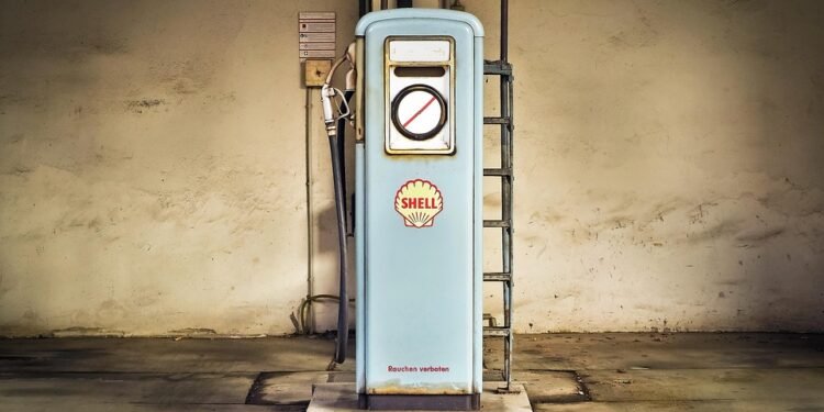 Fuel Your Day: Quick Smoothies for Energy and Health