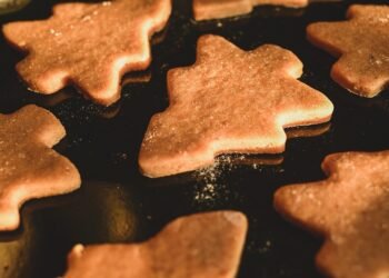 Baking Bliss: 10 Must-Try Cookie Recipes for Every Sweet Tooth