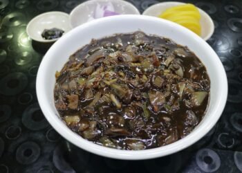 Dinner in a Dash: Quick Recipes for Tired Home Cooks