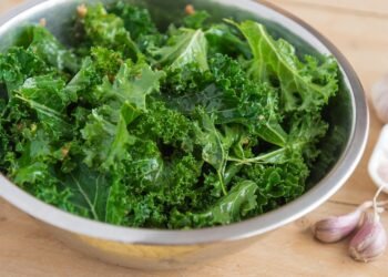 From Kale to Kiwi: How to Create the Perfect Green Smoothie