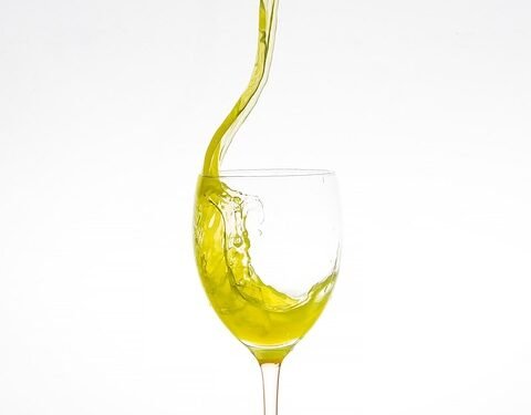 Juice Detox Made Easy: Simple Recipes for a Fresh Start