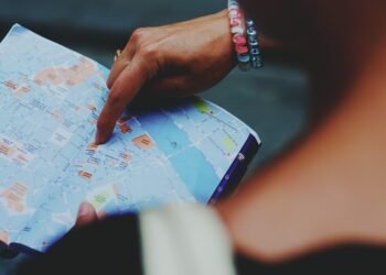 The Ultimate Guide to Paleo Snacks: Healthy Bites on the Go