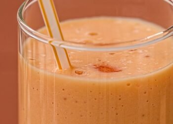 Sip Your Greens: Delicious Vegan Smoothies Packed with Nutrition