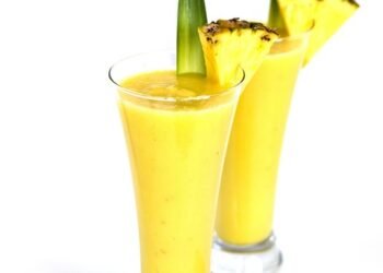 Smoothie Hacks: How to Elevate Your Blend Game