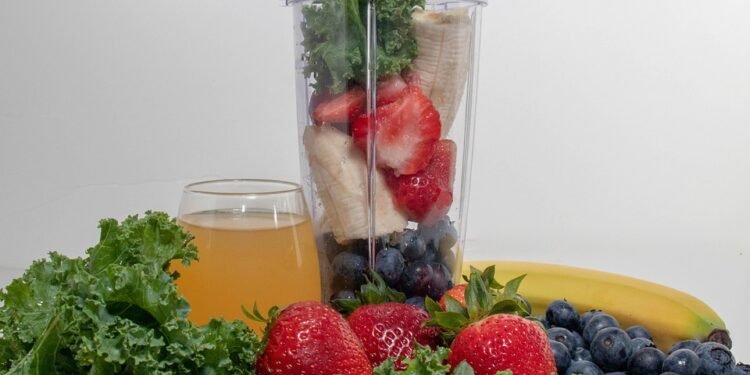 Smoothie Secrets: The Science Behind Detoxing with Delicious Drinks