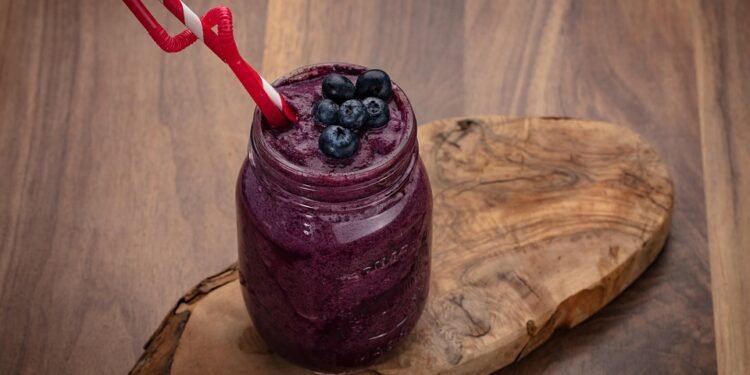 Smoothie Secrets: How to Make Your Green Drinks Extra Delicious