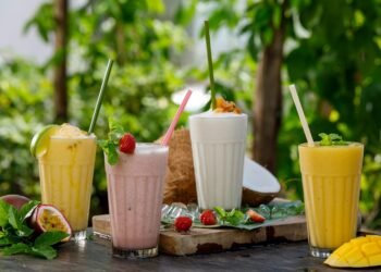 Smoothie Science: Nutritional Secrets for the Perfect Breakfast Blend