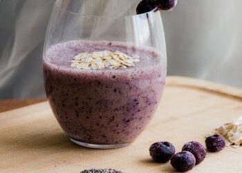 Smoothie Bowl Hacks: Tips to Make Your Blend Healthier and Tastier