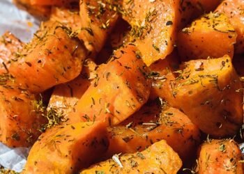 Sweet Treats: The Ultimate Guide to Baking Perfect Donuts at Home