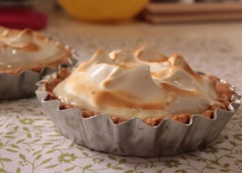 Pie It Forward: Easy Recipes for Delicious Homemade Gifts